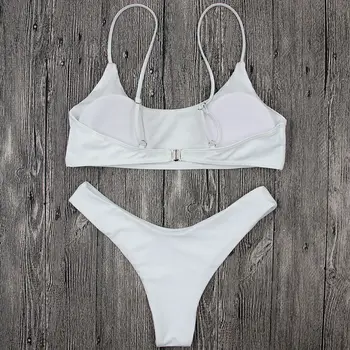 2018 noi de vara Noi Femei Bikini Set Push-Up Căptușit culoare solidă Costume de baie costume de Baie pentru Scăldat Beachwear alb /negru bikini seturi