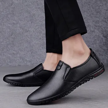 Italiană Barbati Casual Pantofi de Brand de Lux 2020 Barbati Mocasini Mocasini Respirabil Aluneca pe Negru de Conducere Pantofi pu Bărbați pantofi rochie