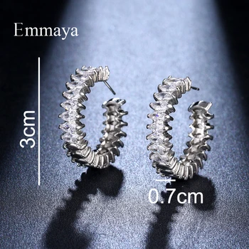 Emmaya Ornament Elegant Pentru Femei De Moda De Design Placat Cu Argint Cercei Stud Cu Diferite Zirconia Geomery Forma De Cadou Cool