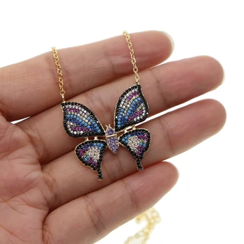 Colier pandantiv Moda Bijuterii Colorat Superb de lux animal minunat Fluture Coliere & Pandantive Pentru Femei Prieteni