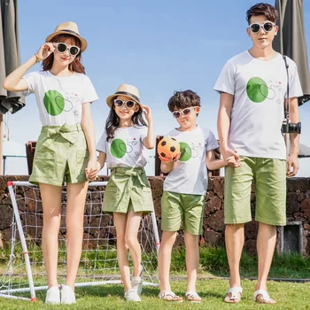 Familie de Potrivire Haine de Vară, Mama Fiica Rochii Tatăl și Fiul Potrivire T-shirt, cu pantaloni Scurți de Vacanță de Potrivire a Două Utilaje