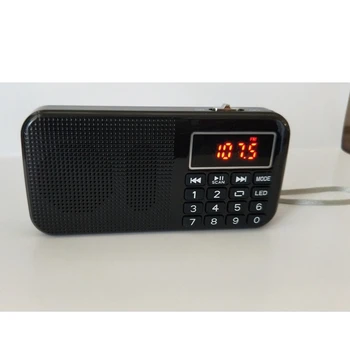 MP3 Music Player Difuzor Portabil Mini Radio FM Auto Scanare cu Baterie 18650 și Slot pentru Card TF si Lanterna