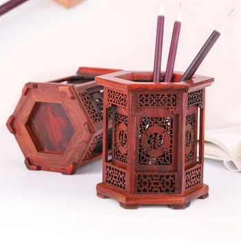 Stil Clasic De Înaltă Calitate Hexagon Suport Pentru Pix Roșu Rafinat Sculptură În Lemn Artizanat De Uz Casnic Cadouri Archaistic Studiu Creion Vaza