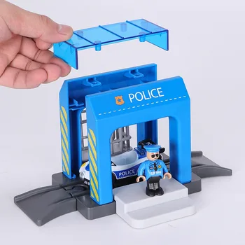 Un set de hoț de Poliție prinderea bloc costum compatibil cu lemn de tren simulare jucărie de plastic secția de poliție costum