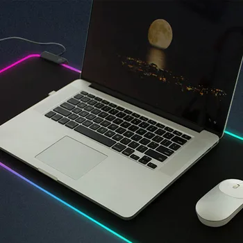Mouse Pad cu LED RGB Lumina 8 Moduri de Iluminare Stralucitoare Mat Non-alunecare de Cauciuc de Jos Pânză Pad Tastatură