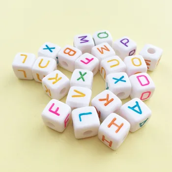 10*10MM Cub Pătrat Scrisoare Margele Albe cu Colorate de Imprimare din Plastic Alfabet engleză Inițială Margele Tricot Brățară cu Numele 550pcs