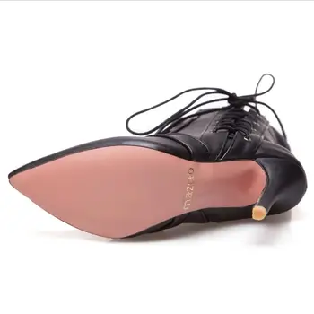 Femei Iarna Cizme Rosii Cizme cu Toc Dantelă Sus Cizme Jumătatea Vițel 2017 a Subliniat Toe Pantofi de Toamnă Alb-Negru de Mari Dimensiuni 11 46 MAZIAO