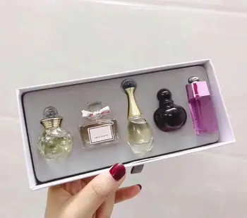 5 in 1 Parfum Original Pentru Femei Sexy Lungă Durată Eau De Versiune Q Parfum Femei Cu Pachet Frumos 1Set Parfumuri