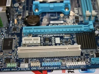 Placa de baza Gigabyte GA-F2A55M-DS2 Original DDR3 Desktop Placa de baza Placi de F2A55M-DS2, Socket FM2 A55 64GB Systemboard Placi Utilizate