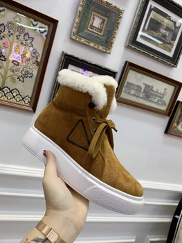 Vaca Piele De Căprioară Real Lână Cizme Rotund Toe Zapatos De Mujer 2020 Designer De Brand De Lux Pentru Femei Pantofi De Iarna Plus Catifea Cald Cizme De Zăpadă