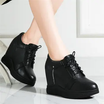 Alb-Negru Casual Pantofi Femei Piele De Vaca Pene Toc Înalt Pantofi Pompe Subliniat Toe Călătorie Formatori De Sex Feminin Cizme Pantofi De Tenis