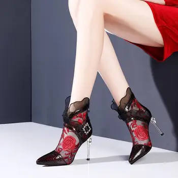 În 2020, cu Toc Înalt, Sandale, Cizme Femei Pantofi pentru Femeie Sexy Dantela Tocuri Ascuțite toe cu Toc Subtire Stras Negru Rosu