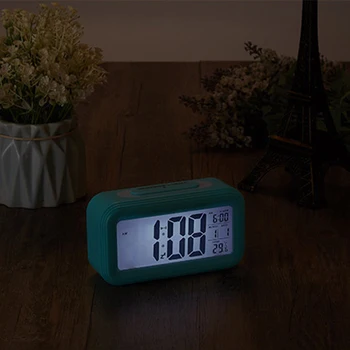 Baterie Ceas Digital de Alarmă pentru Dormitor, Noptiera Ceas cu Alarmă cu Snooze, Iluminare, Lumina de Noapte, Data si Temperatura Confortabilă