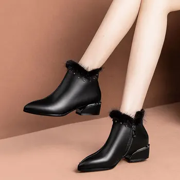 ISNOM Metal Tocuri Glezna Cizme Femei Nit Vaca Botine din Piele Femei Pantofi Blană de sex Feminin a Subliniat Toe Pantofi Doamnelor Iarna 2020 Nou