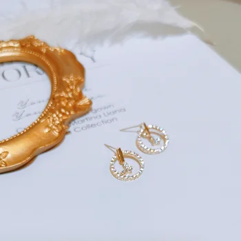 Coreea de Noua Moda Bijuterii Farmec Zircon Cristal Inteligent Fluture Stud Cercei pentru Femeile Elegante, Feminine Geometrică Cerc Cercei